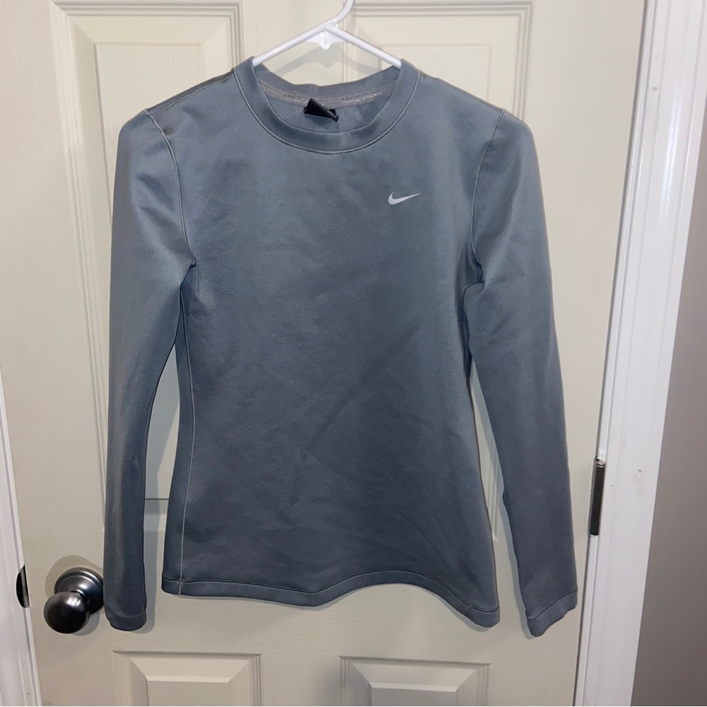 Nike Pro Dri Fit womens gray long sleeve athletic top Small.